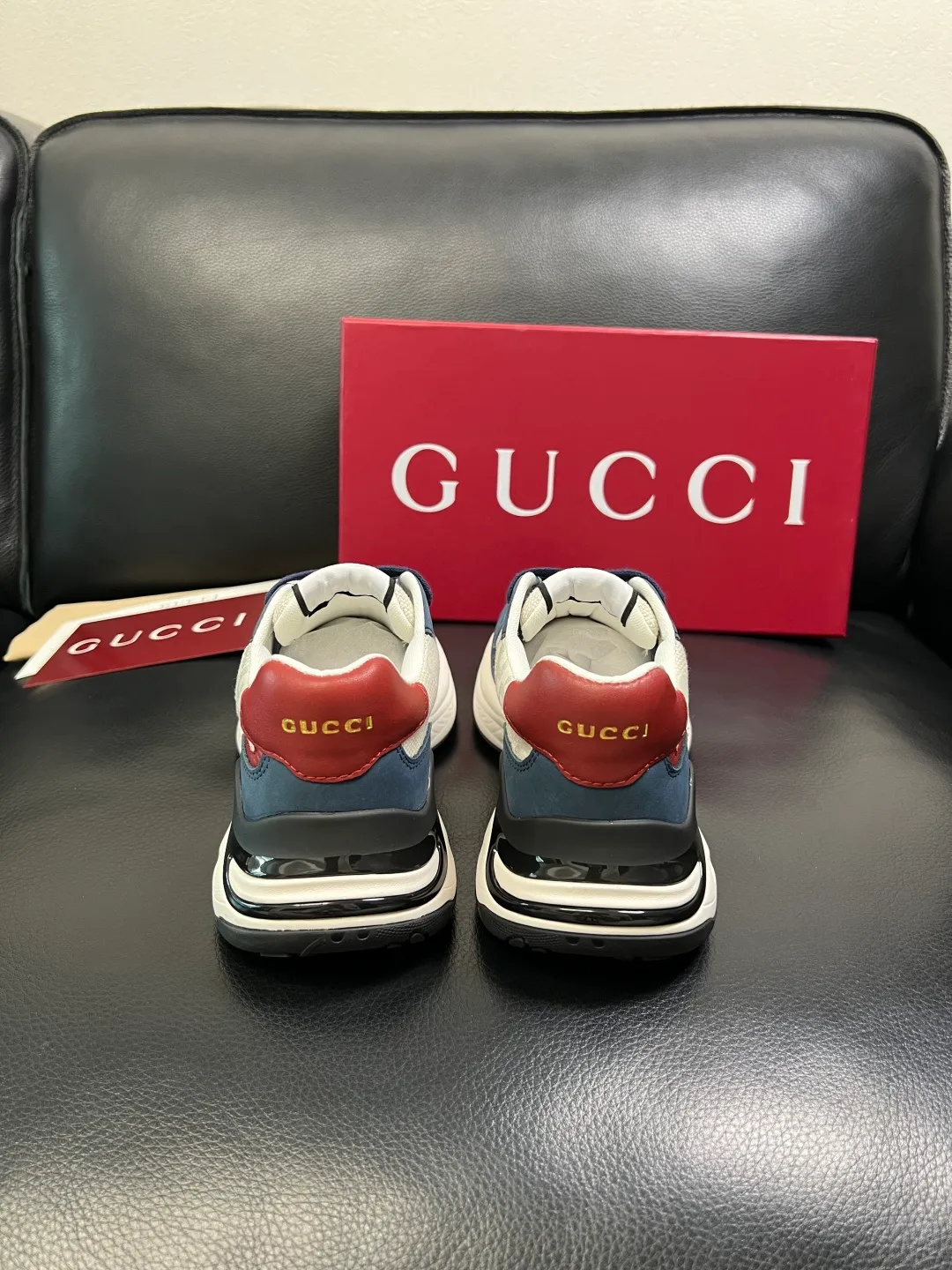 Men's shoes 💰800 Gucci top purchasing Gucci counter new model, original factory configuration imported cowhide from Italy with printed fabric, imported cowhide lining, breathable and comfortable, sole: original factory special sole is super comfortable, original factory and single goods are high quality, welcome to compare, code number 38-44 (customized 45)